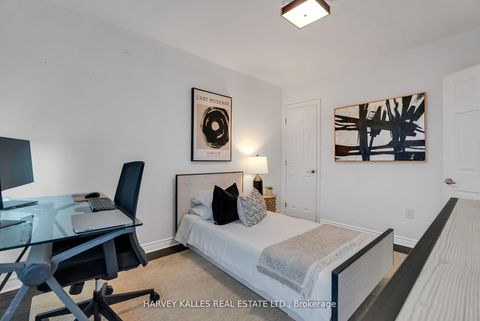 Photo 25 at 326 Glenholme Avenue, Oakwood Village, Toronto
