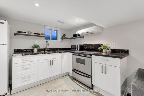 Photo 33 at 326 Glenholme Avenue, Oakwood Village, Toronto