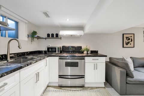 Photo 34 at 326 Glenholme Avenue, Oakwood Village, Toronto