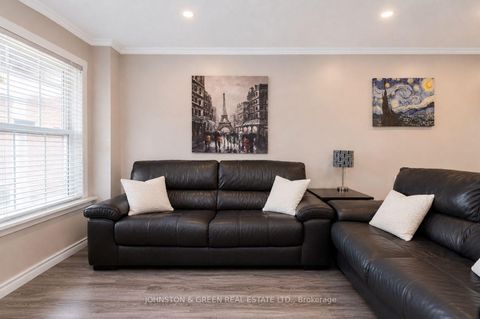 Photo 2 at 2198 Chalmers Crescent, Alcona, Innisfil