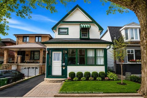 Photo 2 at 43 King Edward Avenue, Lumsden, Toronto