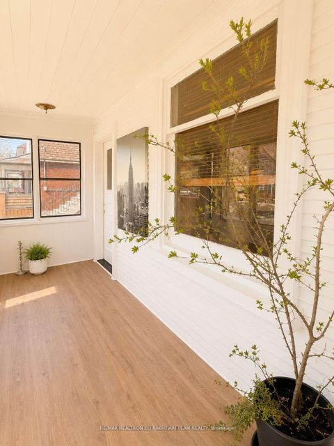 Photo 6 at 43 King Edward Avenue, Lumsden, Toronto