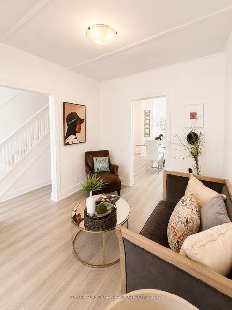 Photo 8 at 43 King Edward Avenue, Lumsden, Toronto