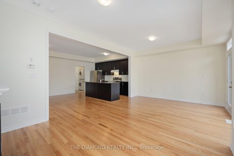 Photo 16 at 27 Gunton Street, Bayview Northeast, Aurora