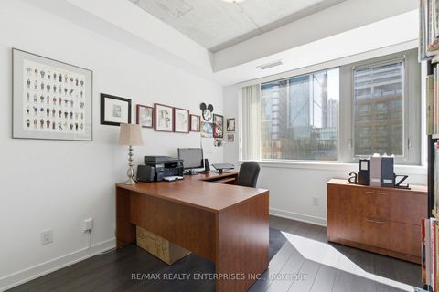 Photo 13 at 605 - 400 Wellington Street W, Waterfront Communities C1, Toronto