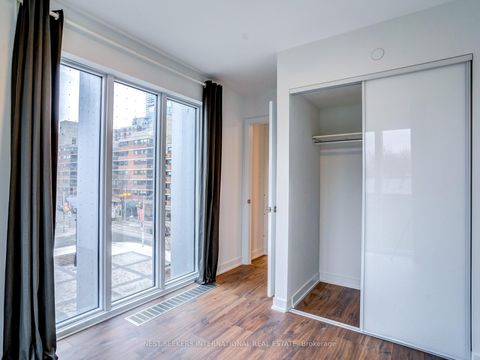 Photo 20 at 404 - 50 McCaul Street, Chinatown, Toronto