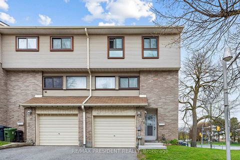 Photo 1 at 20 - 120 Murison Boulevard, Malvern, Toronto