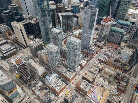 Photo 2 at 314 - 30 Nelson Street, Waterfront Communities C1, Toronto