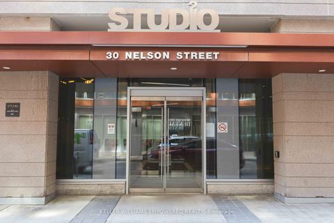 Photo 5 at 314 - 30 Nelson Street, Waterfront Communities C1, Toronto