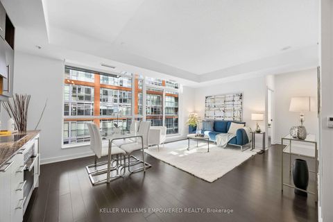 Photo 11 at 314 - 30 Nelson Street, Waterfront Communities C1, Toronto