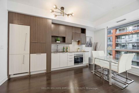 Photo 12 at 314 - 30 Nelson Street, Waterfront Communities C1, Toronto
