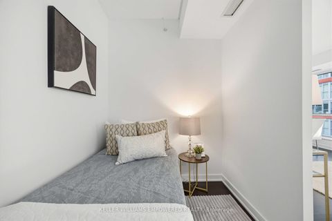 Photo 15 at 314 - 30 Nelson Street, Waterfront Communities C1, Toronto