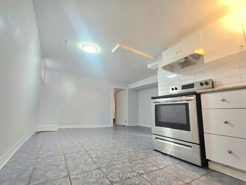 Photo 11 at 633 Greenwood Avenue, Jones, Toronto