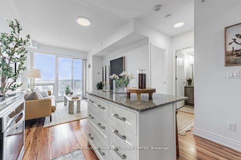 Photo 6 at 1211B - 9090 Yonge Street, South Richvale, Richmond Hill
