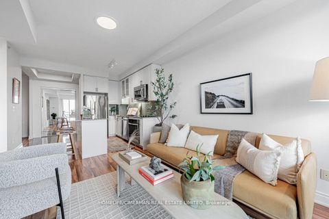 Photo 12 at 1211B - 9090 Yonge Street, South Richvale, Richmond Hill