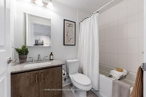 Photo 17 at 1211B - 9090 Yonge Street, South Richvale, Richmond Hill