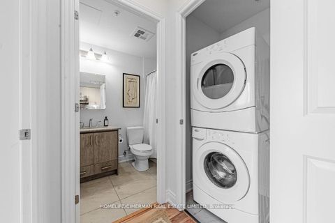 Photo 18 at 1211B - 9090 Yonge Street, South Richvale, Richmond Hill