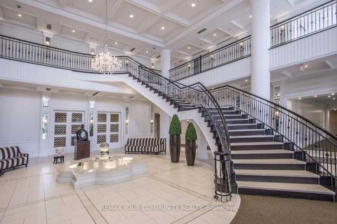 Photo 2 at 622 - 25 Greenview Avenue, Newtonbrook West, Toronto
