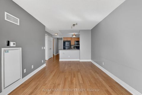 Photo 16 at 622 - 25 Greenview Avenue, Newtonbrook West, Toronto