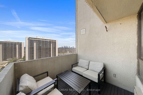 Photo 10 at PH1 - 296 Mill Road, Markland Wood, Toronto