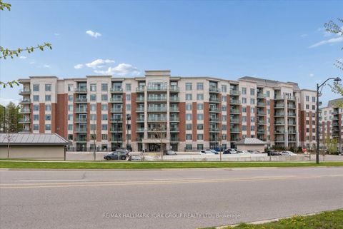 Photo 1 at 402 - 460 William Graham Drive, Rural Aurora, Aurora