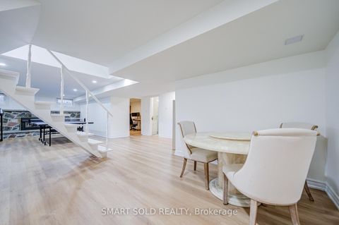 Photo 40 at 4 Knollview Crescent, Bayview Village, Toronto