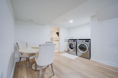 Photo 41 at 4 Knollview Crescent, Bayview Village, Toronto