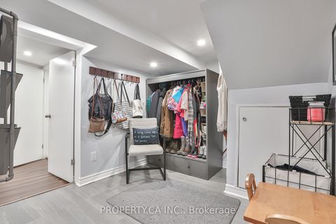Photo 27 at 29 Oakfield Drive, Queensway, Toronto