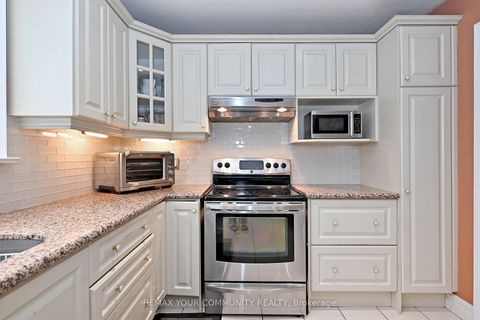 Photo 12 at 39 Prattley Drive, Don Valley Village, Toronto