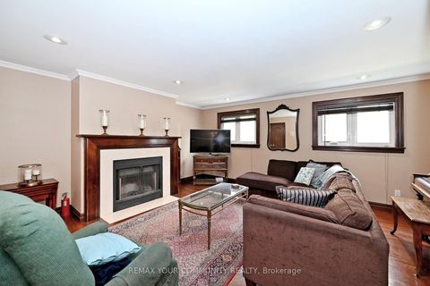 Photo 16 at 39 Prattley Drive, Don Valley Village, Toronto