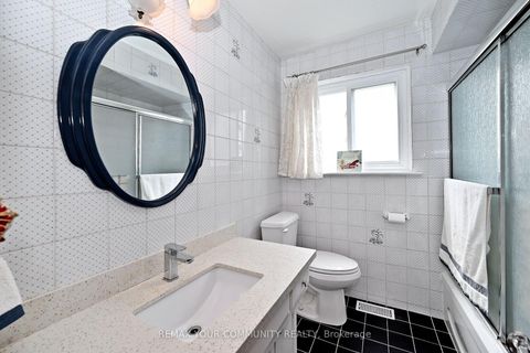 Photo 17 at 39 Prattley Drive, Don Valley Village, Toronto