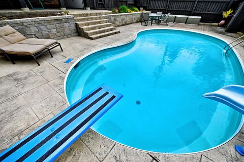 Photo 24 at 39 Prattley Drive, Don Valley Village, Toronto