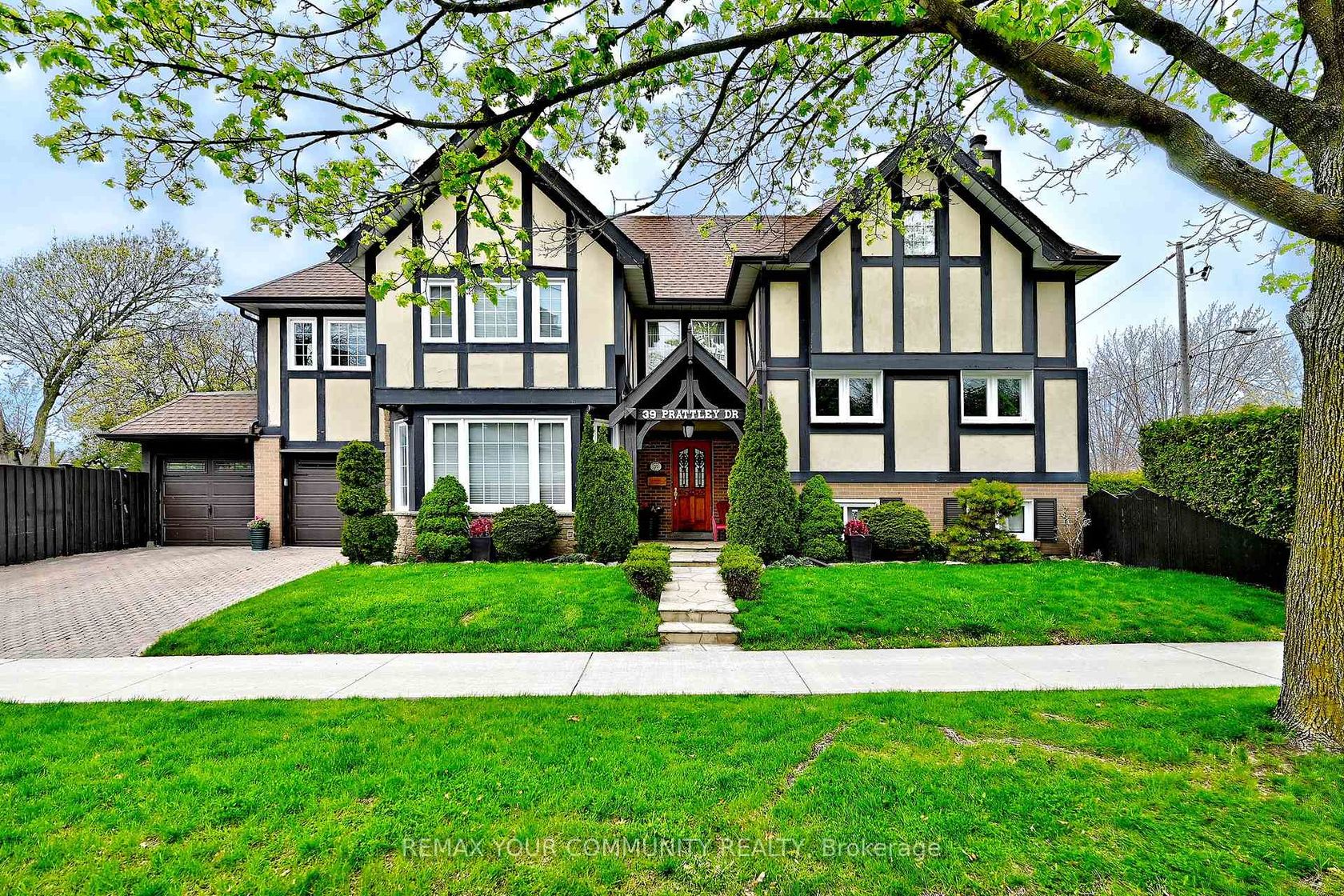 39 Prattley Drive, Don Valley Village, Toronto photo 1