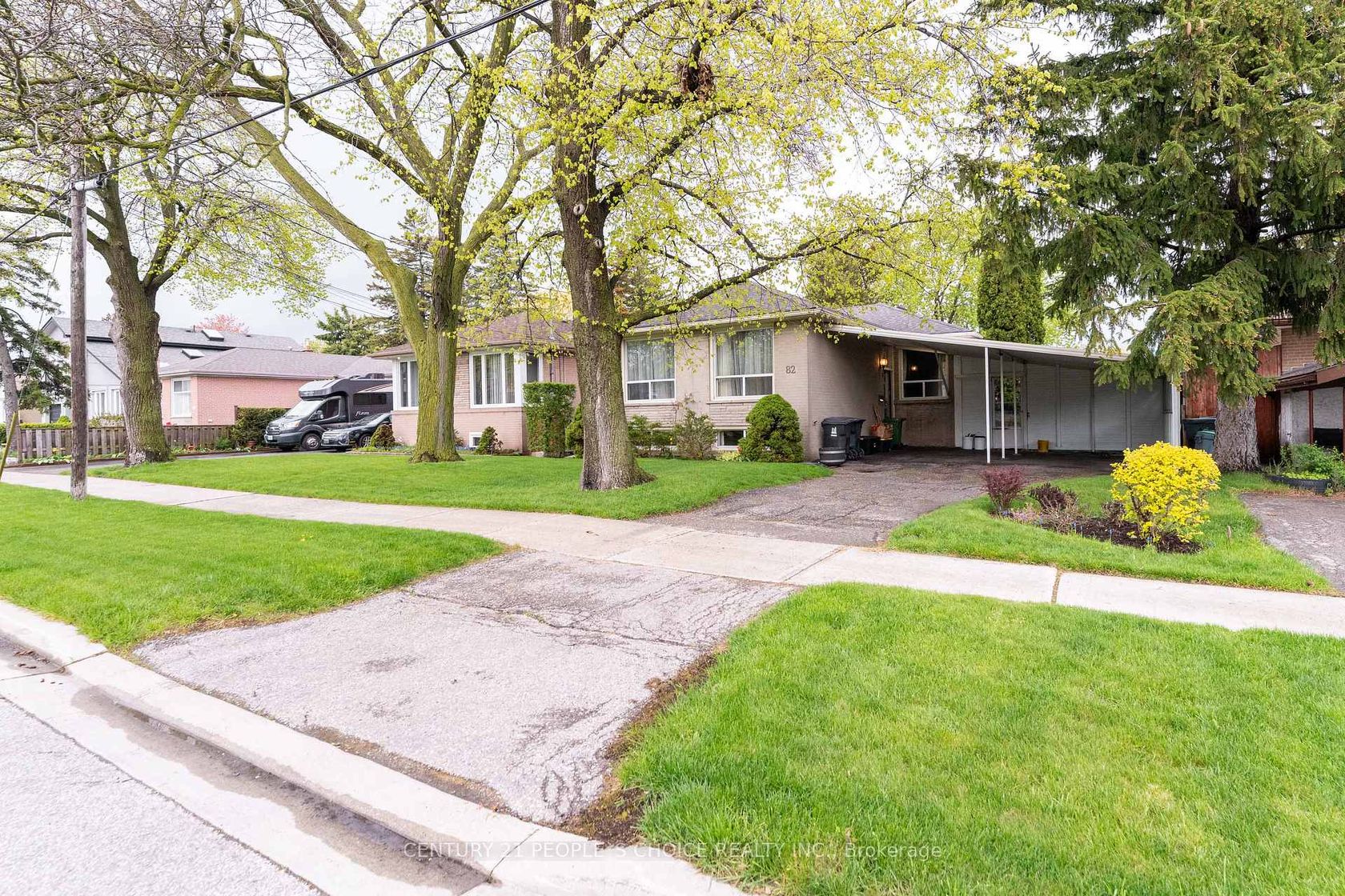 82 Hadrian Drive, Old Rexdale, Toronto 