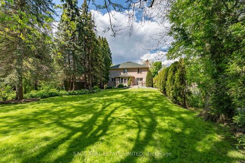 Photo 4 at 172 Burnhamthorpe Road, City Centre West, Toronto