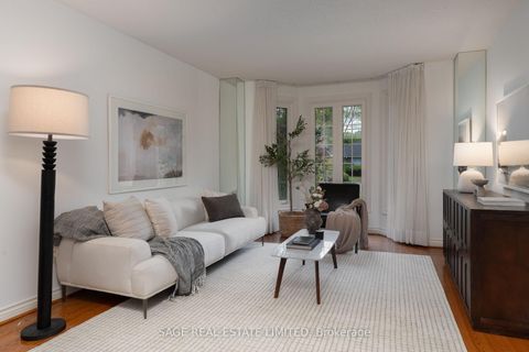Photo 11 at 172 Burnhamthorpe Road, City Centre West, Toronto