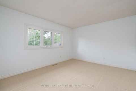 Photo 39 at 172 Burnhamthorpe Road, City Centre West, Toronto