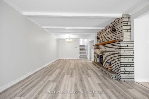 Photo 2 at 253 Catalina Drive, Guildwood, Toronto