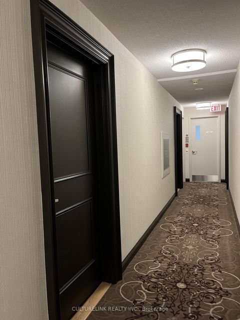 Photo 1 at 1502 - 28 Sommerset Way, Willowdale East, Toronto