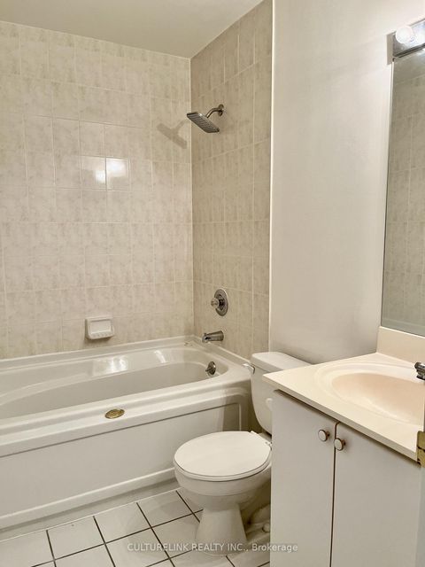 Photo 7 at 1502 - 28 Sommerset Way, Willowdale East, Toronto
