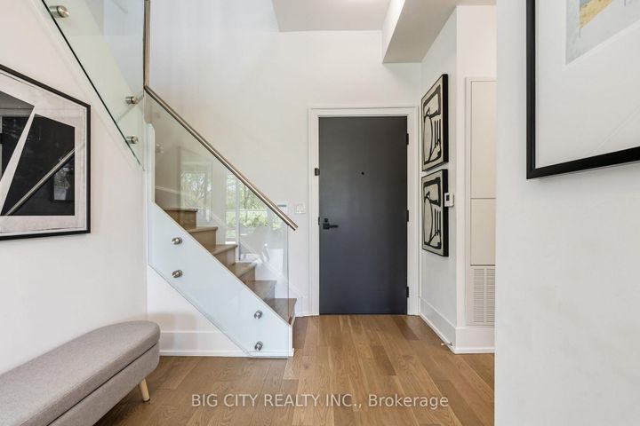 Photo 2 at 123 - 25 Adra Grado Way, Bayview Village, Toronto