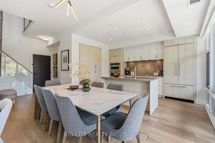 Photo 4 at 123 - 25 Adra Grado Way, Bayview Village, Toronto