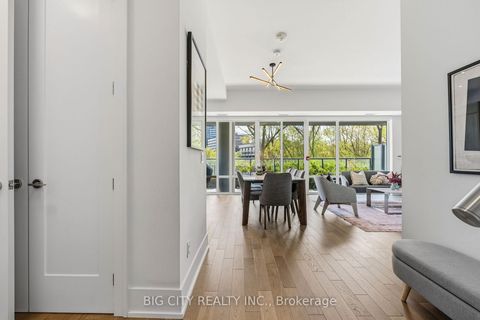 Photo 3 at 123 - 25 Adra Grado Way, Bayview Village, Toronto