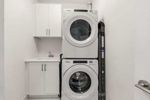 Photo 27 at 123 - 25 Adra Grado Way, Bayview Village, Toronto