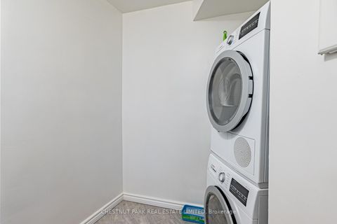 Photo 13 at 206 - 60 Pavane Linkway, Flemingdon Park, Toronto