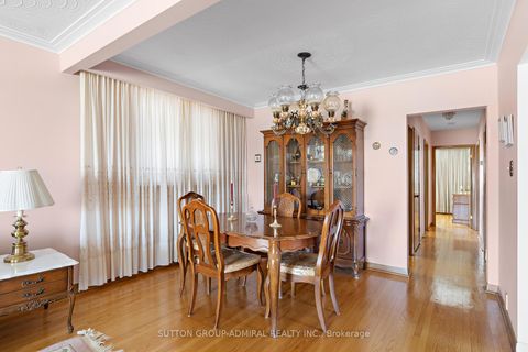 Photo 11 at 230 Derrydown Road, York University Heights, Toronto