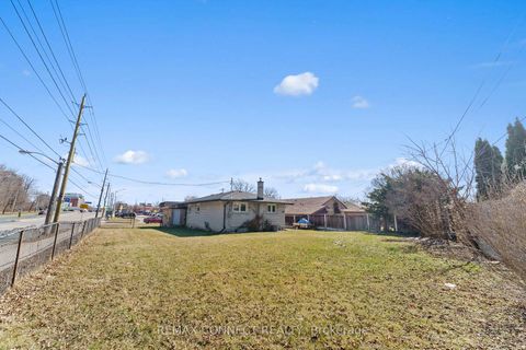 Photo 29 at 54 Saratoga Drive, Bendale, Toronto