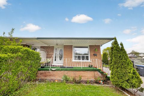 Photo 1 at 3289 Victory Crescent, Malton, Mississauga