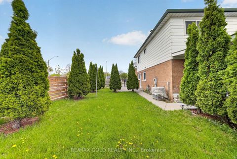 Photo 34 at 3289 Victory Crescent, Malton, Mississauga