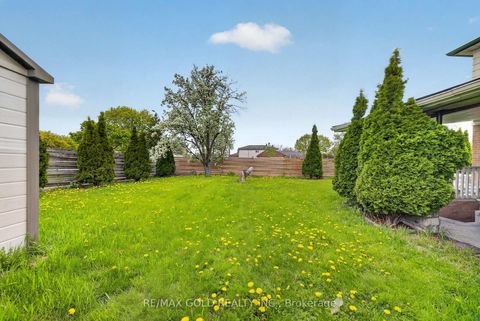 Photo 36 at 3289 Victory Crescent, Malton, Mississauga
